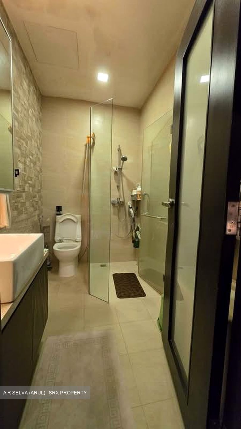 Lakepoint Condominium (D22), Condominium #532307141